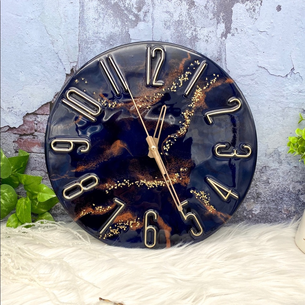 Resin Clock dark blue with gold hands